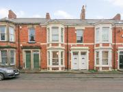 2 bedroom flat for rent in Fairfield Road, West Jesmond,...
