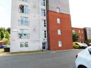 2 bedroom flat for rent in Federation Street Burslem...