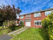 2 bedroom flat for rent in Fieldway Avenue, LEEDS, LS13