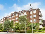 2 bedroom flat for rent in Finchley Road London...