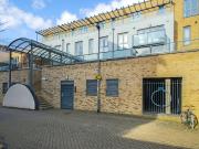 2 bedroom flat for rent in Fitzgerald Place, Cambridge, CB4