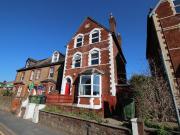 2 bedroom flat for rent in Flat 4, 48 Woodbridge Road, GU1