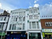 2 bedroom flat for rent in Fore Street, Exeter, Devon, EX4
