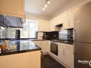 2 bedroom flat for rent in Friern Park, London, N12