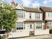 2 bedroom flat for rent in Glencairn Road, Streatham, SW16