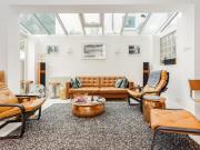 2 bedroom flat for rent in Glengall Road London NW6