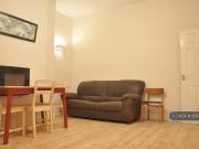 2 bedroom flat for rent in Glenthorn Road, Newcastle...