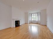 2 bedroom flat for rent in Goldhurst Terrace, South...