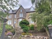 2 Bedroom Flat For Rent In Green Road, Baildon