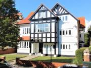 2 bedroom flat for rent in Grimston Avenue Folkestone CT20