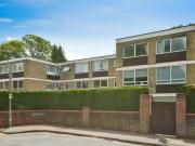 2 bedroom flat for rent in Grosvenor Road, St Albans, AL1