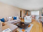2 bedroom flat for rent in Hans Crescent, SW1X