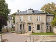 2 Bedroom Flat For Rent In Harrogate, Uk