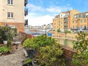2 bedroom flat for rent in Havana Court, Eastbourne,...