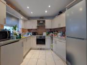 2 bedroom flat for rent in Hayes Grove, London, SE22