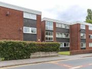 2 Bedroom Flat For Rent In Heaton Moor
