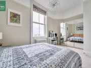 2 bedroom flat for rent in Heene Terrace, Worthing, West...