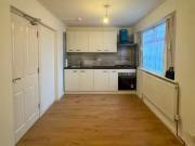2 bedroom flat for rent in Hertford Road, Enfield, EN3