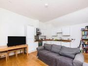 2 bedroom flat for rent in High Street Canterbury CT1