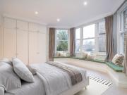 2 bedroom flat for rent in Holland Park Avenue, Holland...