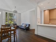 2 bedroom flat for rent in Inverness Terrace, Bayswater, W2