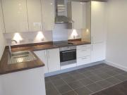2 bedroom flat for rent in John Thornycroft Road,...
