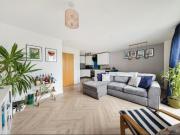 2 bedroom flat for rent in Johnston Court E10