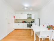 2 bedroom flat for rent in Kensington Gardens Square,...