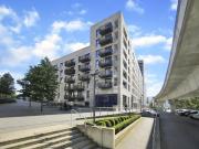 2 bedroom flat for rent in Kingfisher Heights, E16