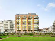 2 bedroom flat for rent in Kingsway, Hove, BN3