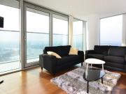 2 bedroom flat for rent in Landmark Tower, Canary Wharf,...
