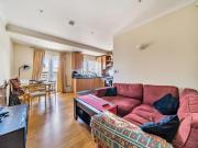 2 bedroom flat for rent in Leslie Road, East Finchley,...