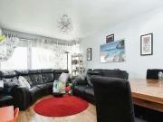 2 Bedroom Flat For Rent In London