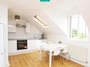 2 Bedroom Flat For Rent In London