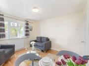 2 Bedroom Flat For Rent In London