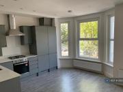 2 Bedroom Flat For Rent In London