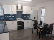 2 Bedroom Flat For Rent In London