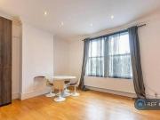 2 Bedroom Flat For Rent In London