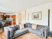 2 Bedroom Flat For Rent In London Bridge, London