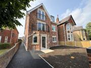2 bedroom flat for rent in Longfleet Road, Poole, BH15