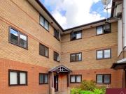 2 Bedroom Flat For Rent In Ludlow Road, Maidenhead