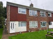 2 bedroom flat for rent in Lynholm Road, Polegate, BN26