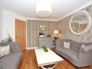 2 bedroom flat for rent in Mackie Place, Top Floor, AB32