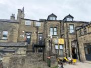 2 bedroom flat for rent in Main Street, Bingley, West...
