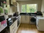 2 bedroom flat for rent in Manor Farm Close, Bingley, BD16