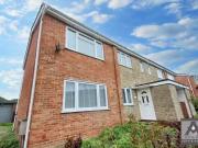 2 bedroom flat for rent in Manor Farm Crescent, BS24