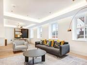 2 Bedroom Flat For Rent In Mayfair