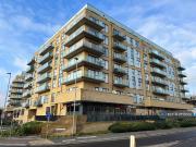 2 bedroom flat for rent in Mill Pond Road, Dartford, DA1