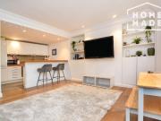 2 bedroom flat for rent in New Broadway, W5
