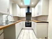 2 bedroom flat for rent in Newark Road, North Hykeham,...